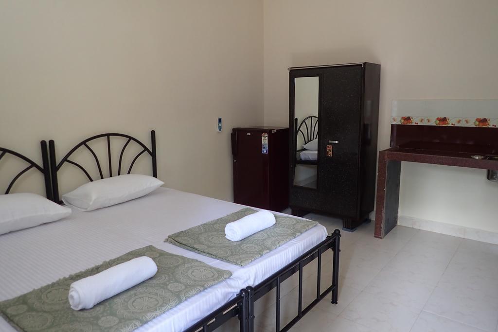 Bella Guest House Calangute Bagian luar foto