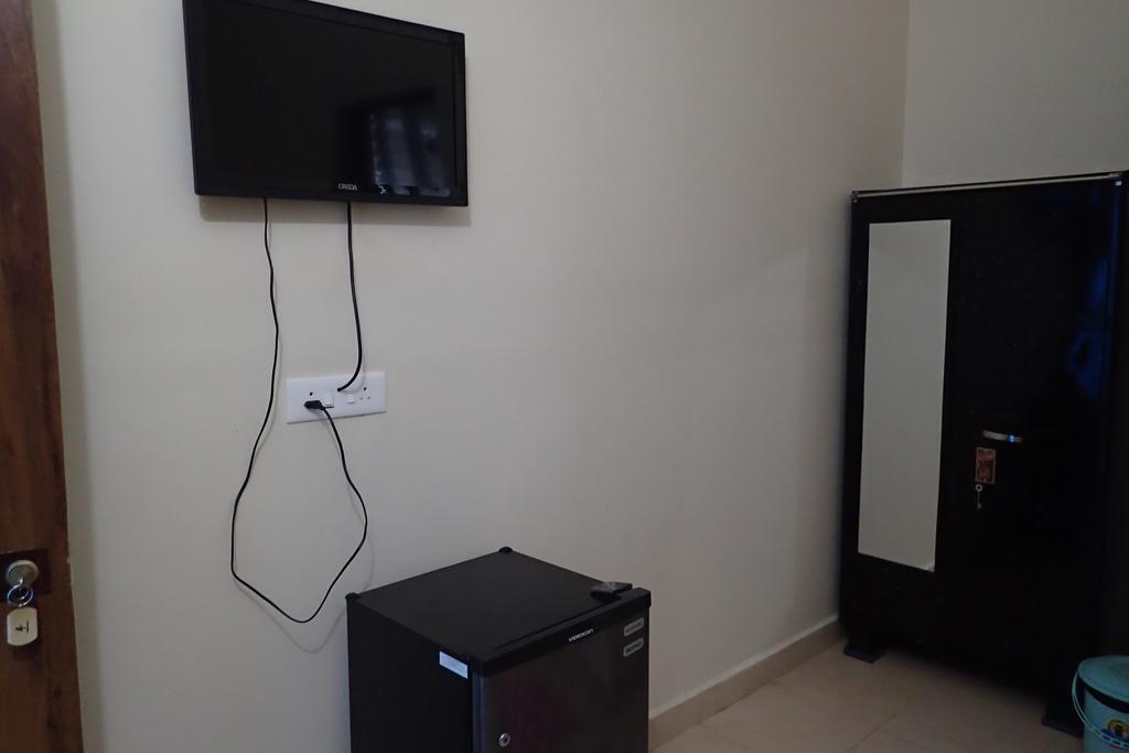 Bella Guest House Calangute Bagian luar foto