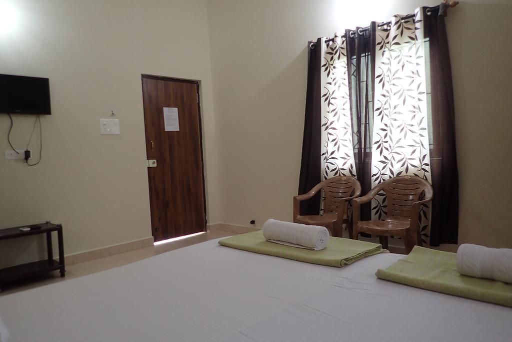 Bella Guest House Calangute Bagian luar foto
