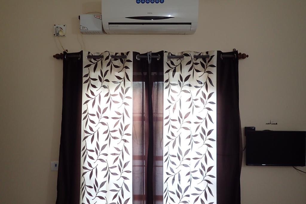 Bella Guest House Calangute Bagian luar foto