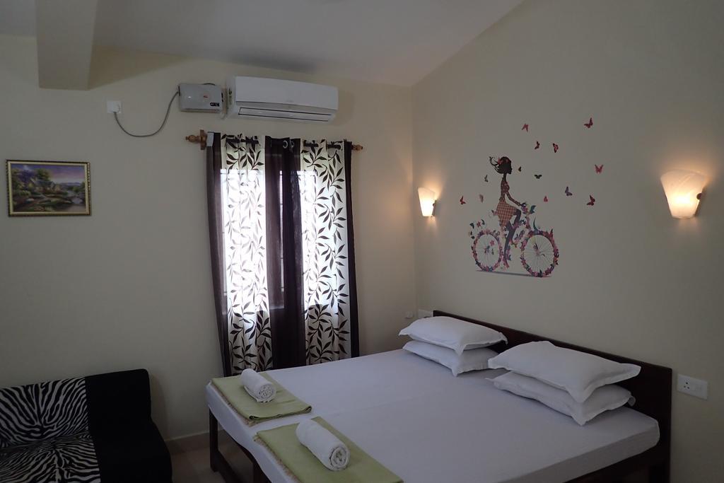 Bella Guest House Calangute Bagian luar foto