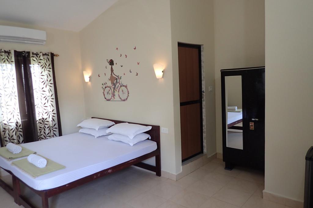 Bella Guest House Calangute Bagian luar foto