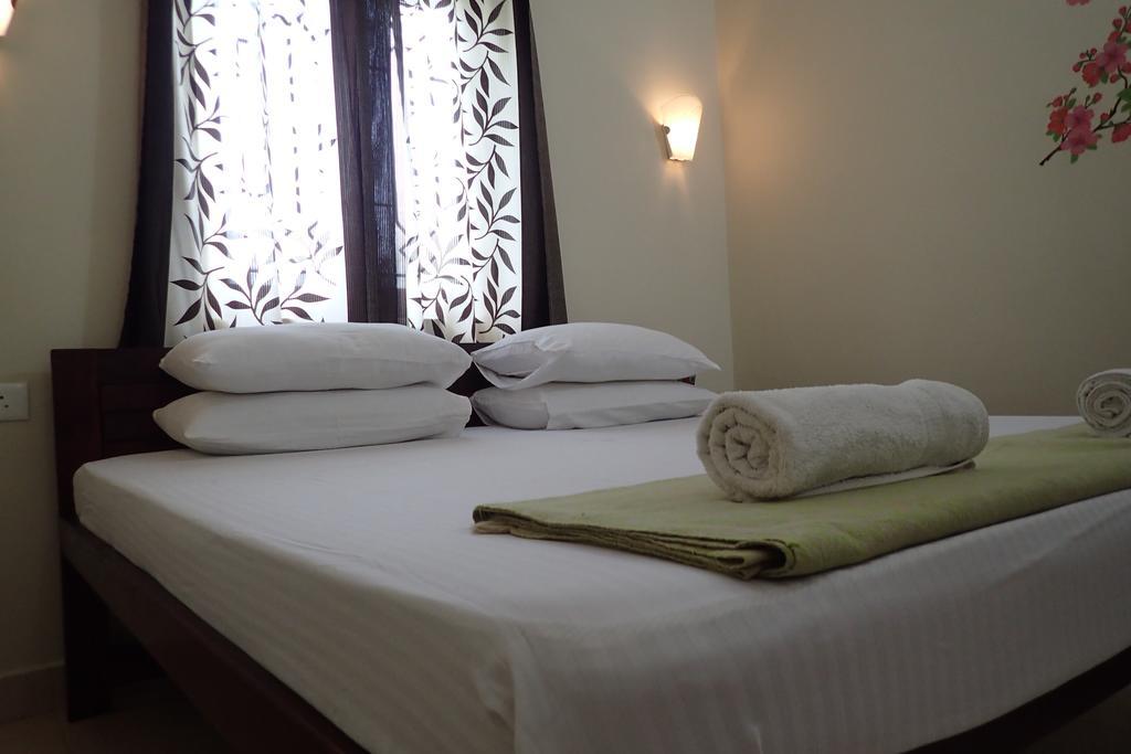 Bella Guest House Calangute Bagian luar foto
