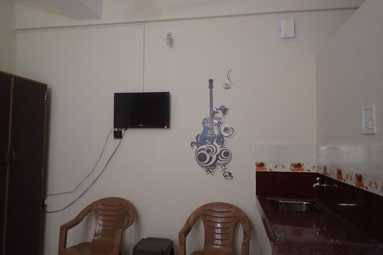 Bella Guest House Calangute Bagian luar foto