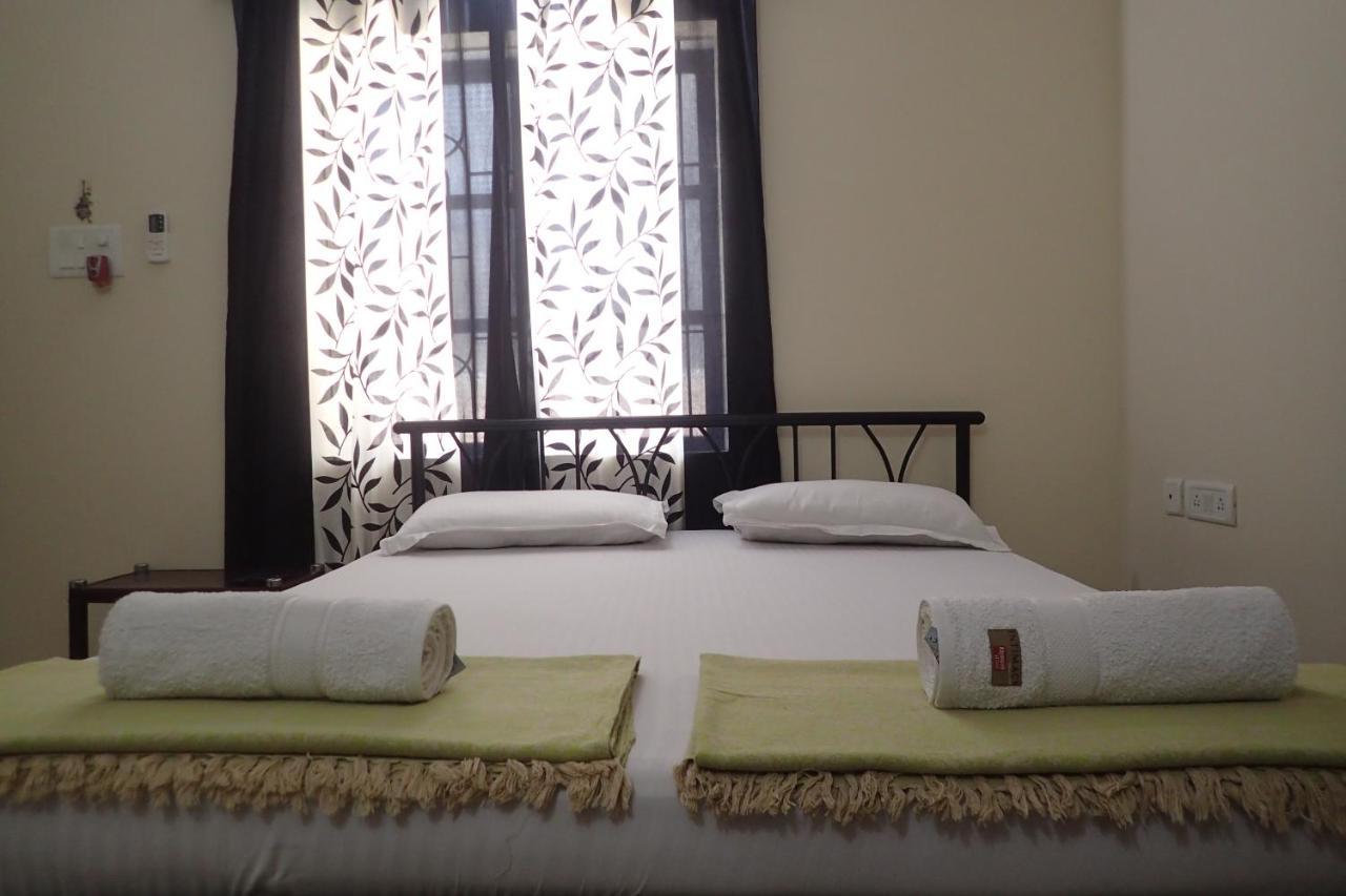 Bella Guest House Calangute Bagian luar foto