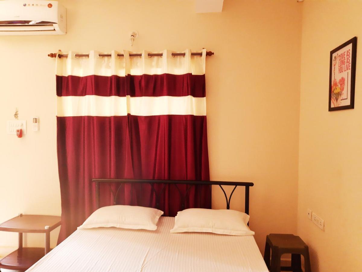 Bella Guest House Calangute Bagian luar foto