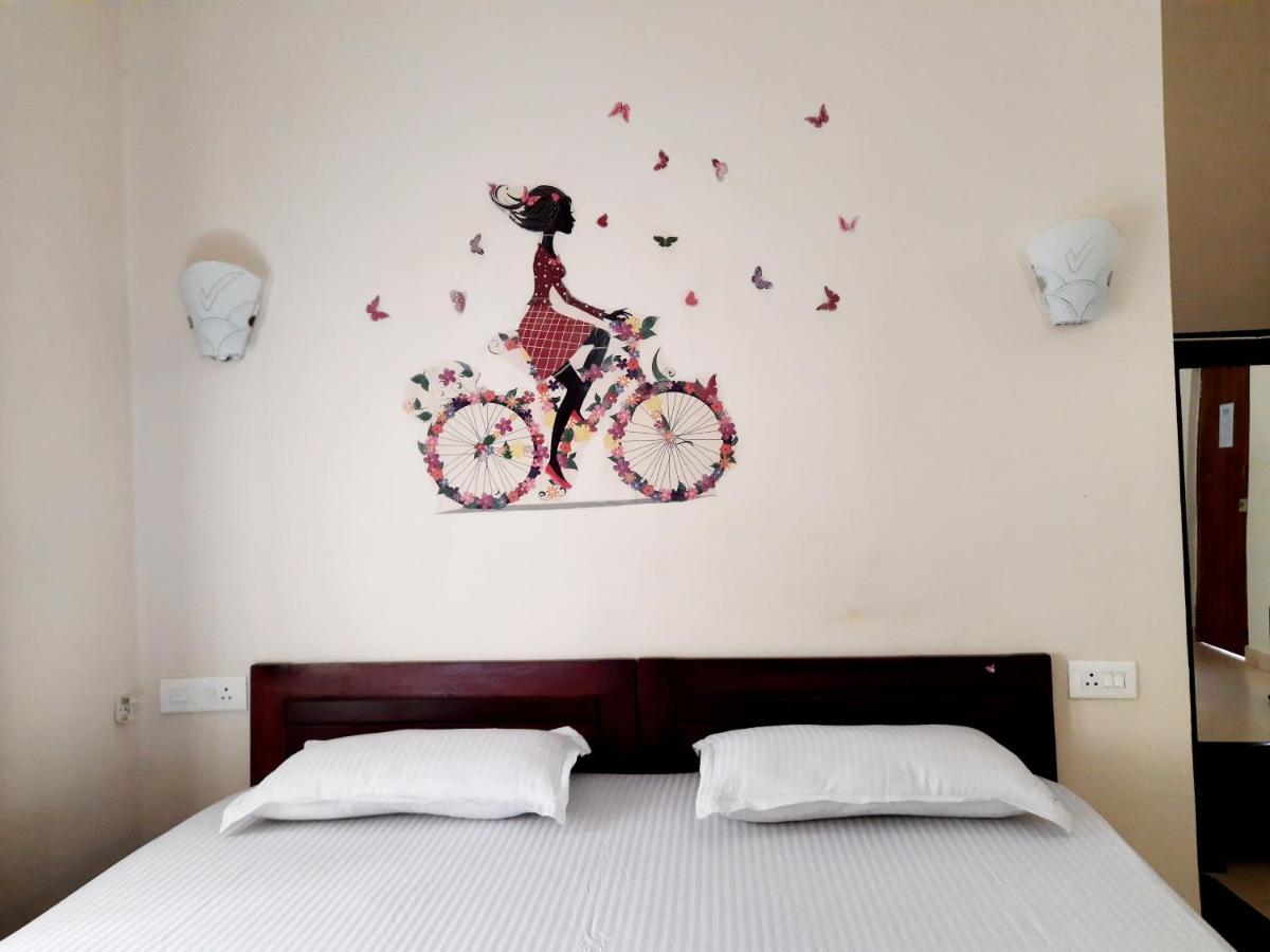 Bella Guest House Calangute Bagian luar foto
